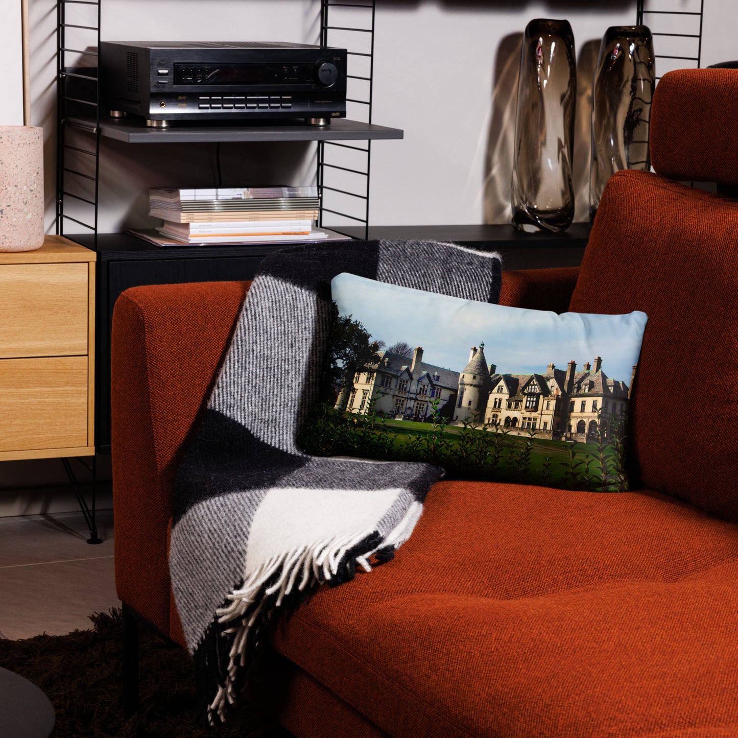 Collinwood 1 Basic Pillow