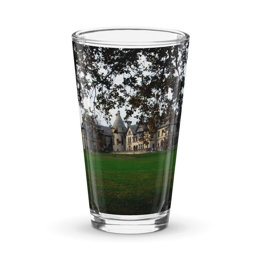 Seaview Terrace 2 Pint Glass