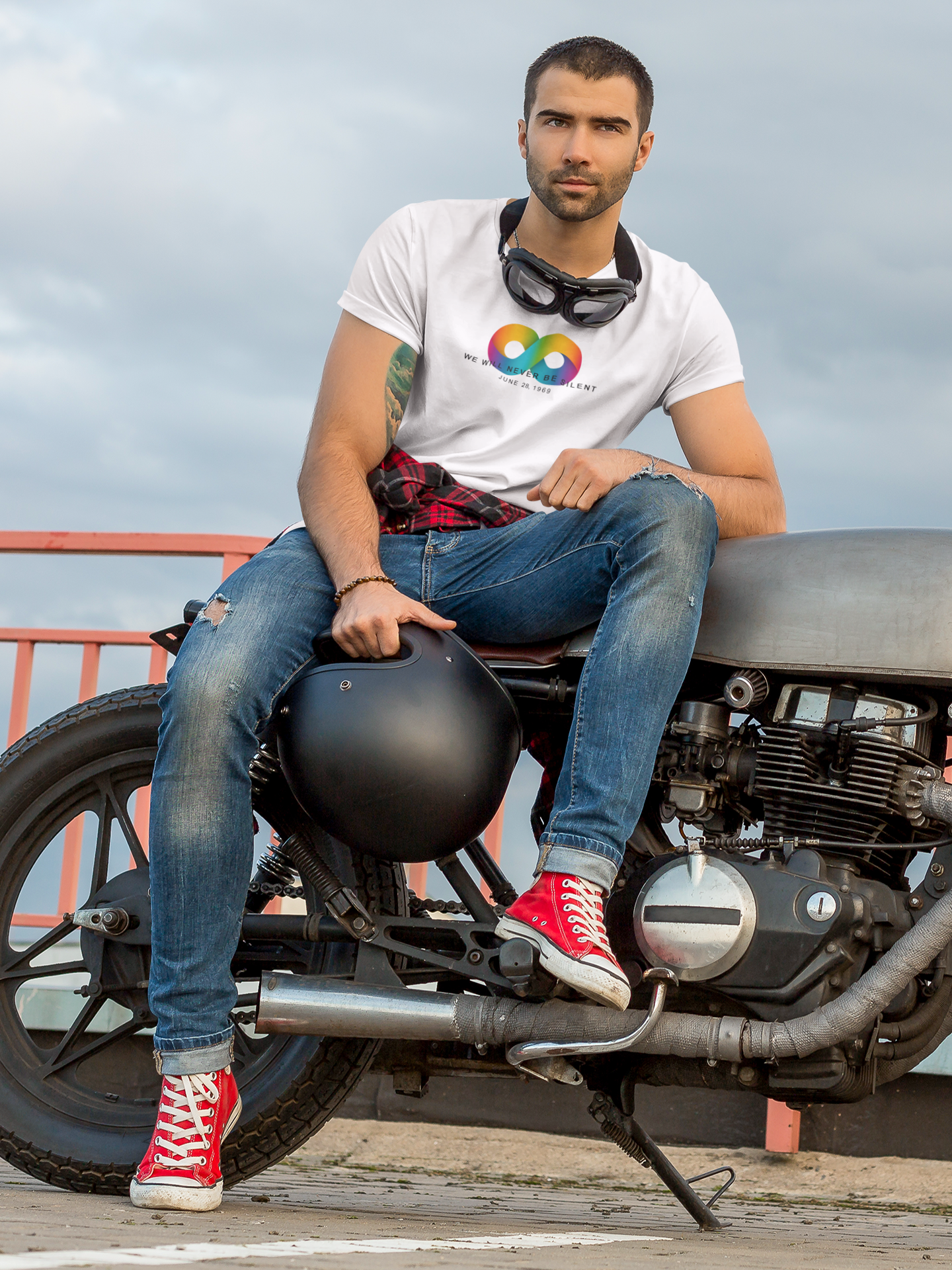 NEVER BE SILENT Stonewall Inn Commemorative Shirt [White]